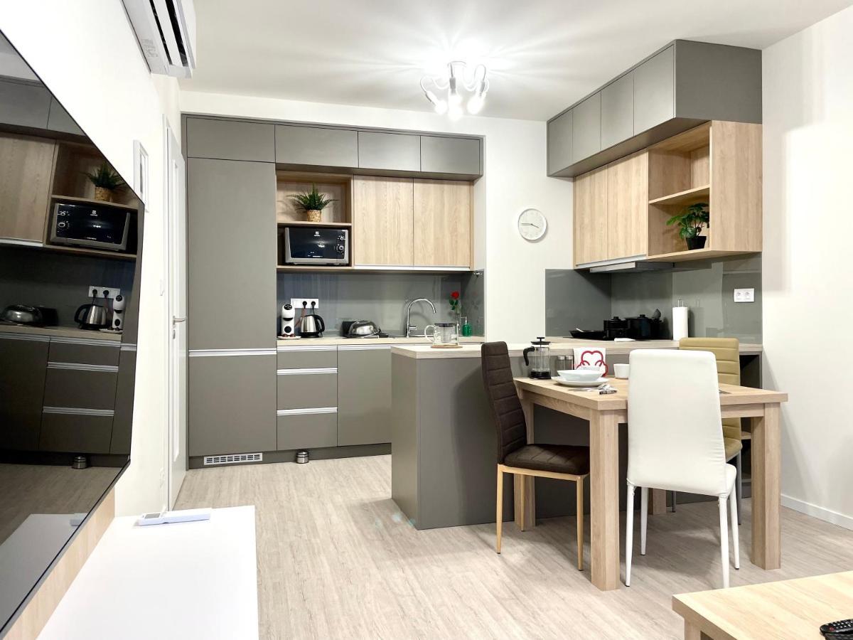 Central Stay Bratysława Zewnętrze zdjęcie