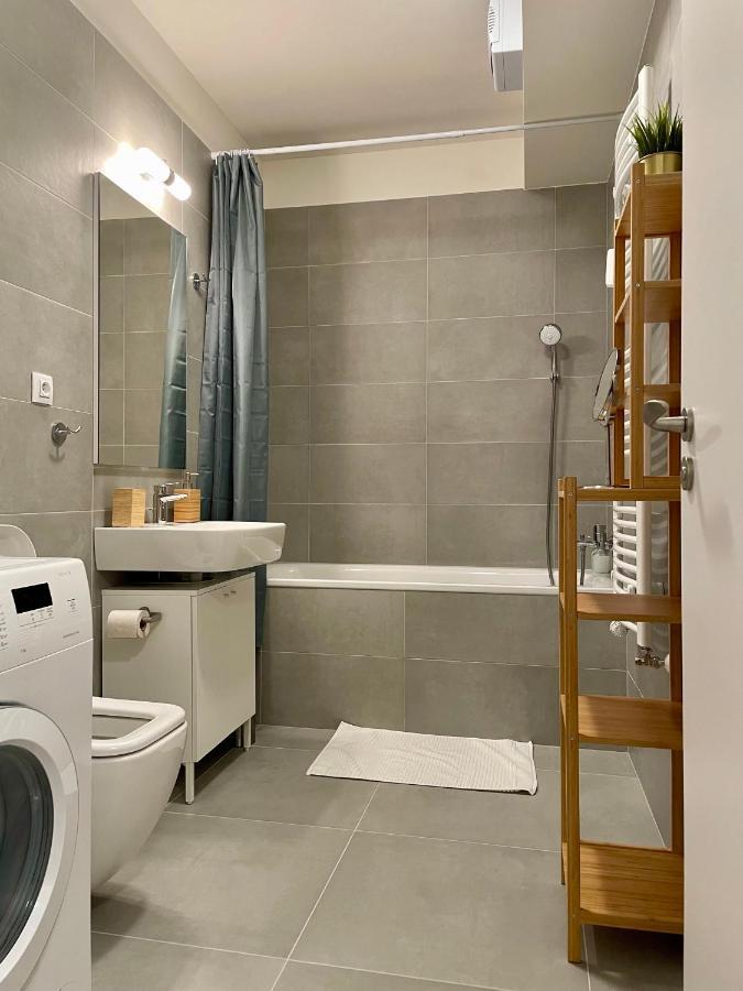 Central Stay Bratysława Zewnętrze zdjęcie